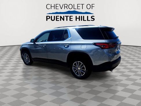 Used 2023 Chevrolet Traverse LT FWD image 6