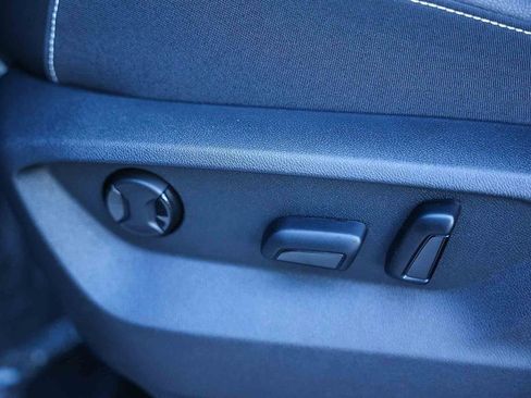 New 2026 Volkswagen Atlas SE image 33