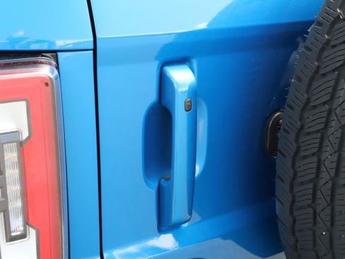Certified 2023 Ford Bronco Outer Banks AWD/4WD image 9