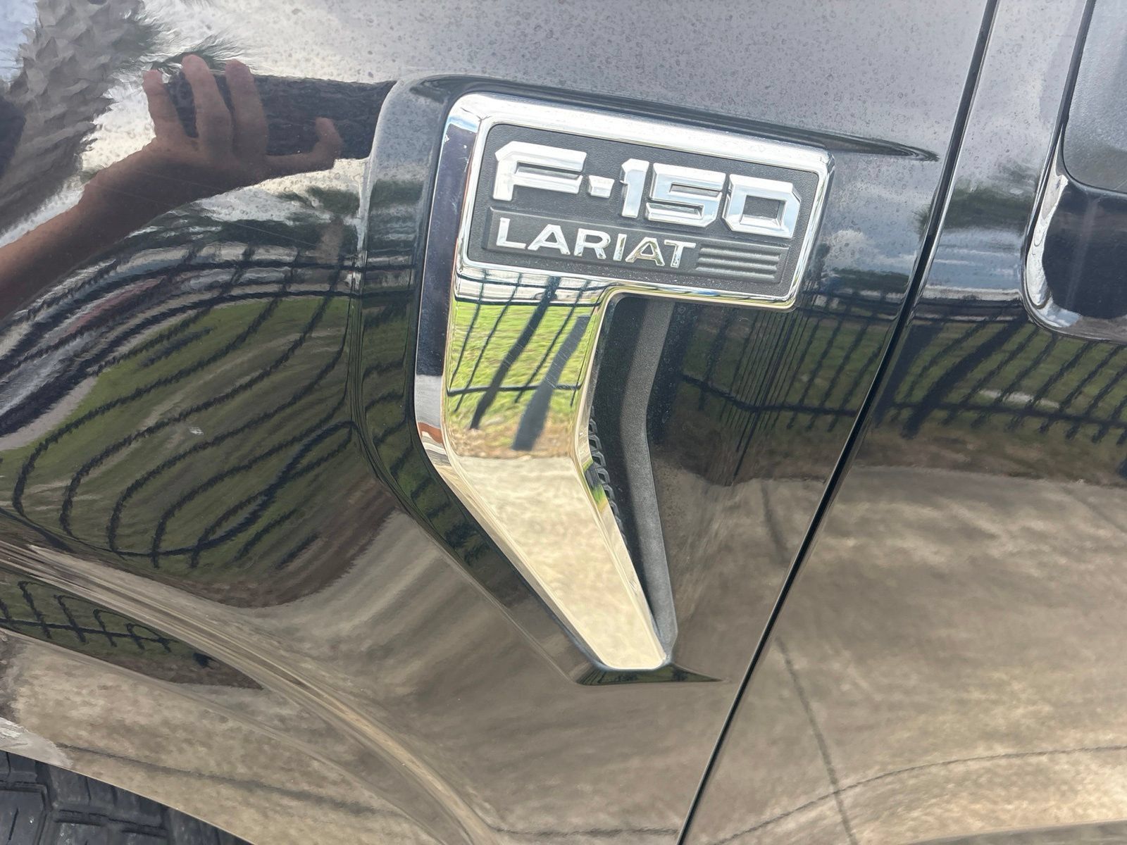 Used 2022 Ford F150 Lariat AWD/4WD image 16