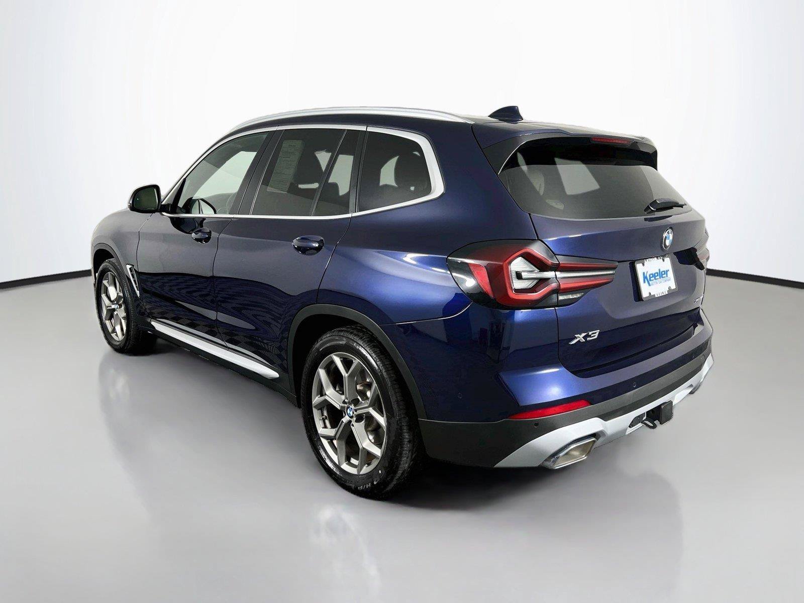 Used 2024 BMW X3 xDrive30i w/ Premium Package AWD/4WD image 4