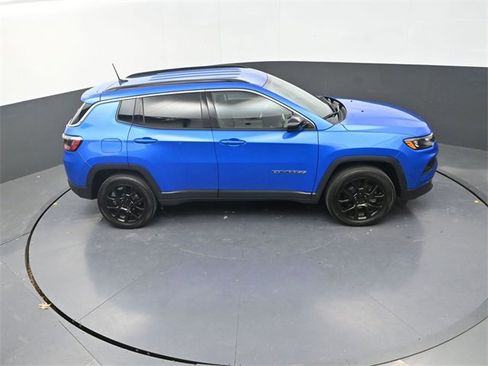 Used 2022 Jeep Compass Latitude image 26
