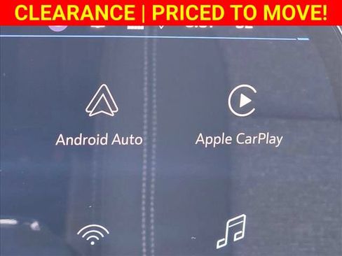 New 2026 Chevrolet Traverse LT w/ Driver Confidence Package FWD image 24