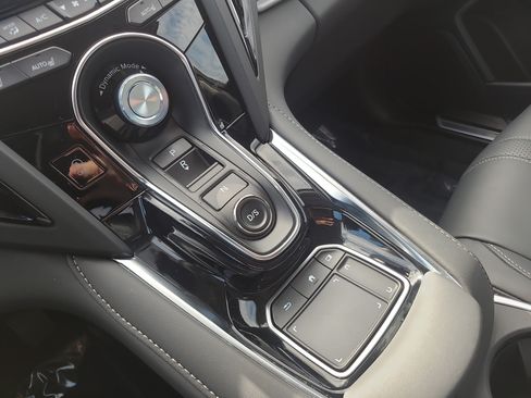 Used 2025 Acura RDX SH-AWD w/ Technology Package image 20