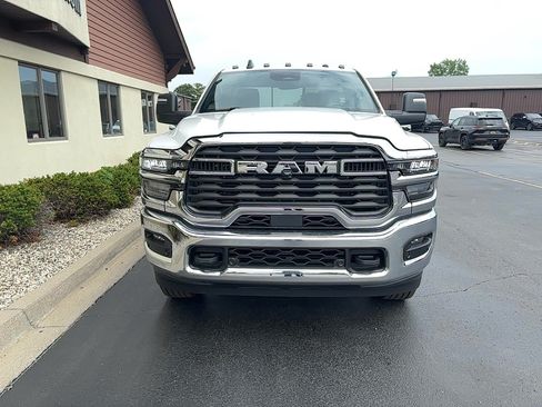 New 2026 RAM 3500 Tradesman AWD/4WD image 6