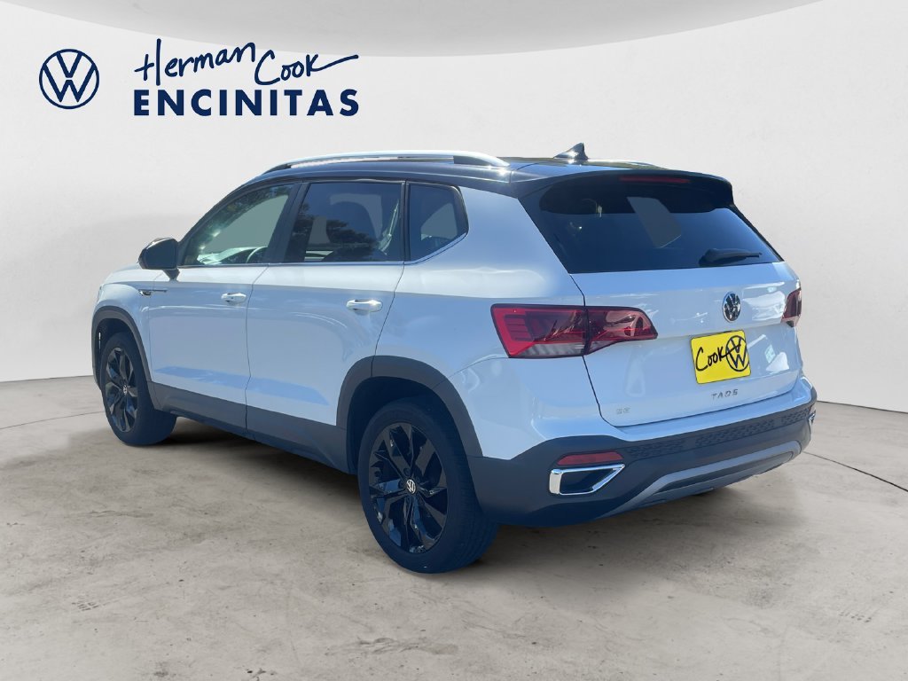 Certified 2023 Volkswagen Taos SE FWD image 3