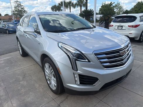 Used 2018 Cadillac XT5 Premium Luxury image 3