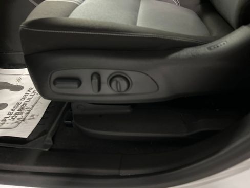 Used 2024 Chevrolet Blazer LT w/ Convenience Package image 13