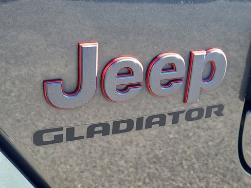 Used 2021 Jeep Gladiator Rubicon image 26