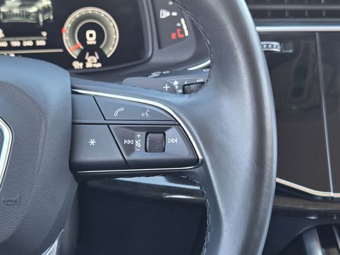 Used 2023 Audi Q7 3.0T Prestige image 37