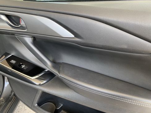 Used 2019 MAZDA CX-9 Touring AWD/4WD image 40