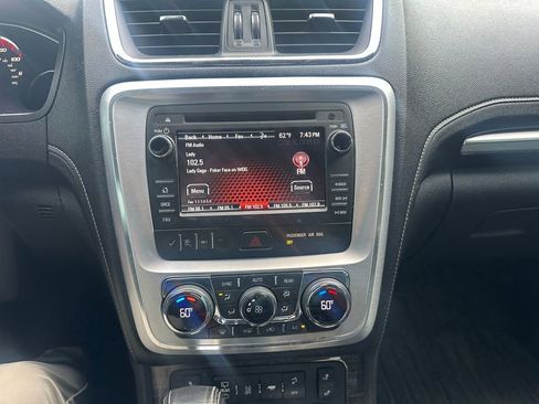 Used 2013 GMC Acadia SLT FWD image 6