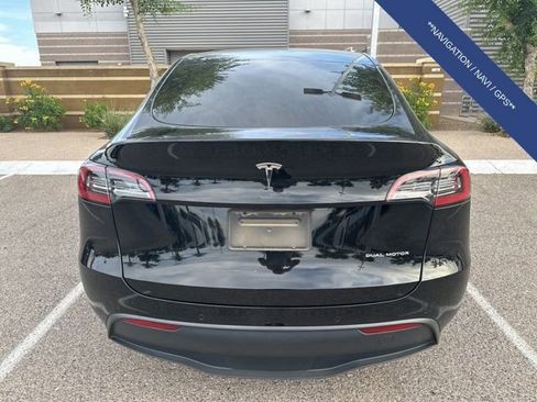 Used 2021 Tesla Model Y Long Range AWD/4WD image 5