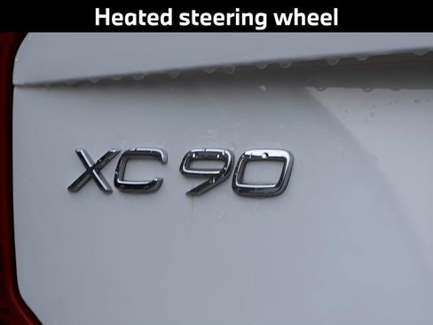 Used 2025 Volvo XC90 B6 Ultra w/ Protection Package Premier image 9