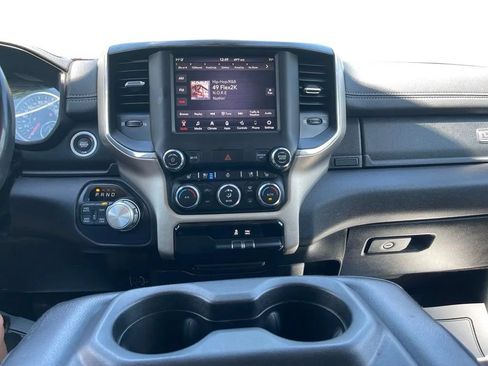 Used 2019 RAM 1500 Laramie AWD/4WD image 32
