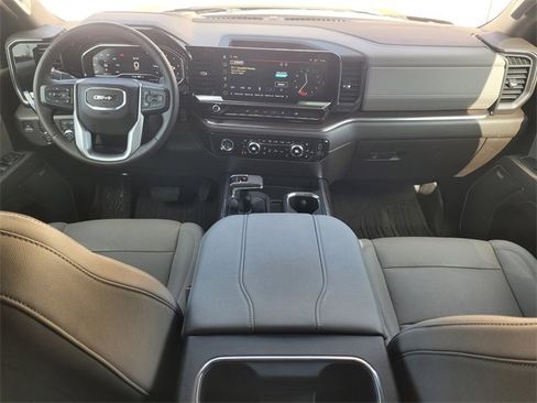 Used 2023 GMC Sierra 1500 SLT image 12