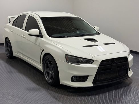 Used 2008 Mitsubishi Lancer Evolution GSR AWD/4WD image 4