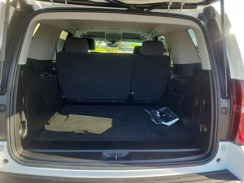 Certified 2018 Chevrolet Tahoe LS image 7