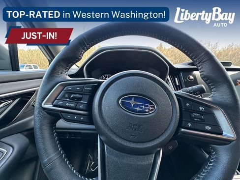 Used 2025 Subaru Outback Limited image 12