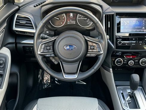 Used 2022 Subaru Forester Premium w/ Popular Package #2 image 16