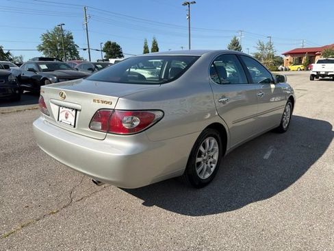 Used 2002 Lexus ES 330 w/ Premium Pkg FWD image 6