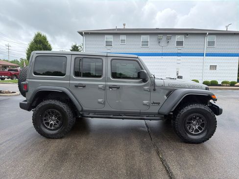 Used 2023 Jeep Wrangler Unlimited Sport AWD/4WD image 6