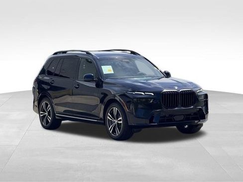 Certified 2026 BMW X7 xDrive40i AWD/4WD image 11