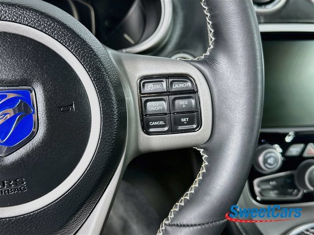 Used 2013 SRT Viper GTS w/ GTS Laguna Interior Pkg RWD image 15