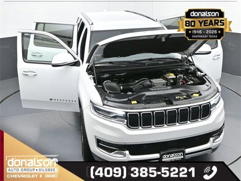 Used 2022 Jeep Wagoneer Series II w/ Flexible Seating Group image 25