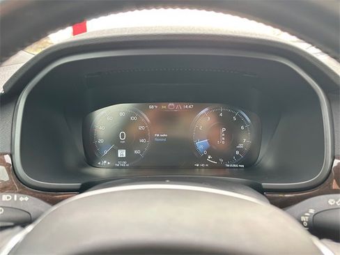 Used 2018 Volvo S90 T5 Momentum w/ Convenience Package image 26