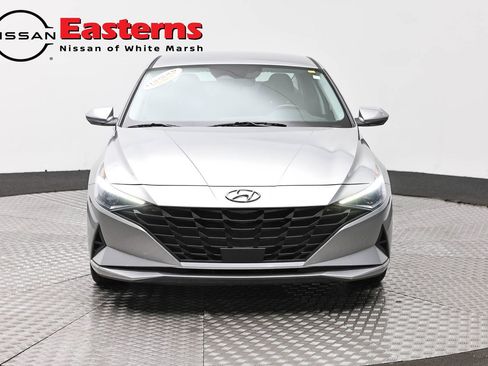 Used 2021 Hyundai Elantra SEL w/ Convenience Package FWD image 2