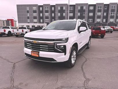 Used 2025 Chevrolet Suburban LT w/ Comfort Package