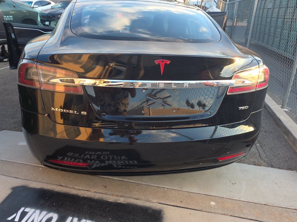 Used 2018 Tesla Model S 75D AWD/4WD image 3