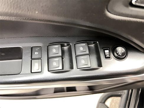 Used 2019 Chevrolet Colorado ZR2 w/ ZR2 Midnight Special Edition image 12