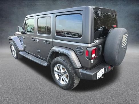 Used 2022 Jeep Wrangler Unlimited Sahara w/ Cold Weather Group image 13
