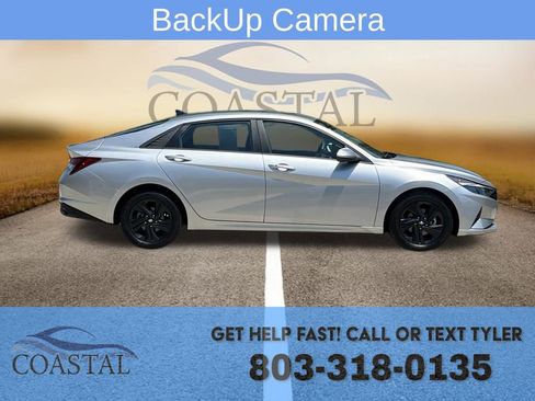 Used 2023 Hyundai Elantra SEL FWD image 4
