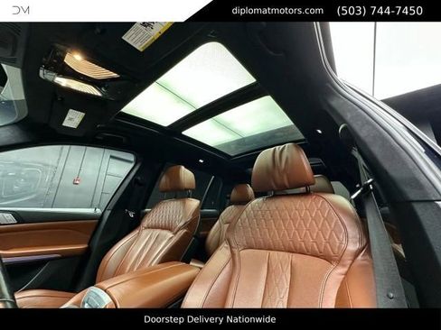 Used 2021 BMW X7 M50i AWD/4WD image 55