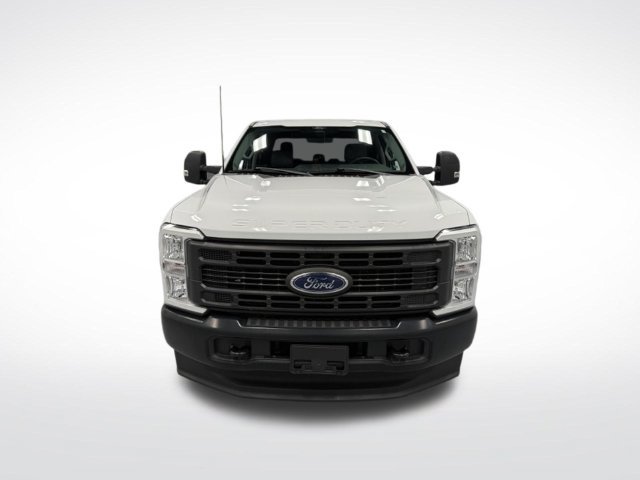 Used 2024 Ford F250 XL AWD/4WD image 3