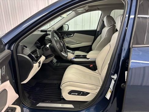 New 2026 Acura RDX SH-AWD w/ Advance Package image 2