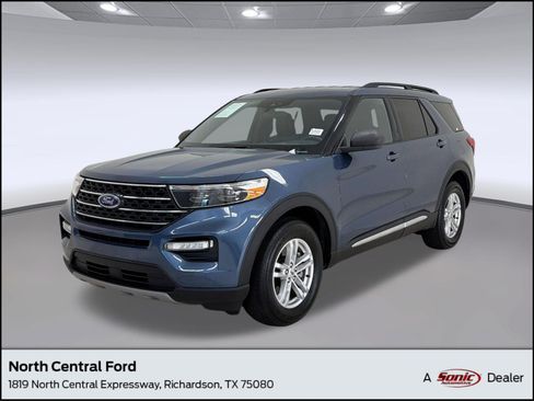 Certified 2020 Ford Explorer XLT w/ Equipment Group 202A AWD/4WD image 1