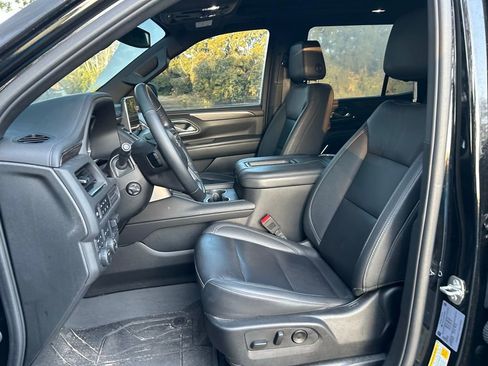 Used 2024 Chevrolet Tahoe Z71 w/ Luxury Package image 14