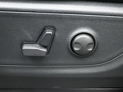 New 2026 RAM 1500 Lone Star w/ Night Edition RWD image 33