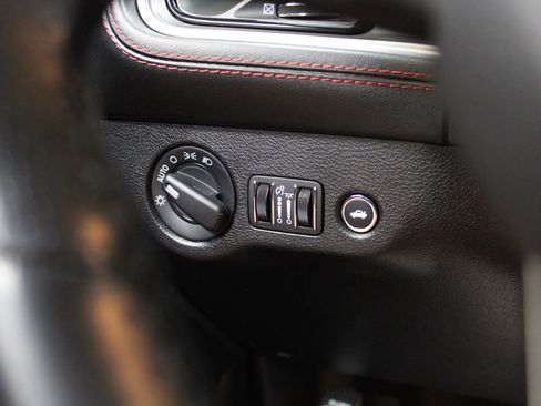 Used 2021 Dodge Challenger R/T Scat Pack RWD image 27