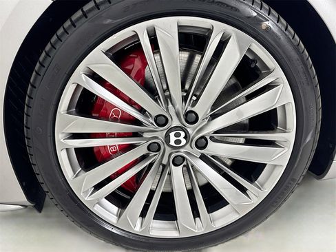 New 2025 Bentley Continental GT Speed image 9