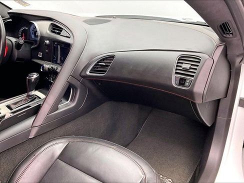 Used 2019 Chevrolet Corvette Stingray Coupe image 15