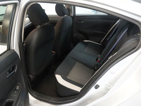 Used 2021 Nissan Versa SV image 18