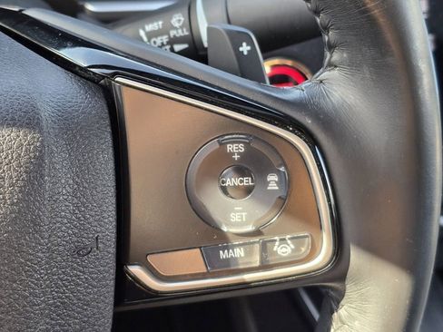 Certified 2018 Honda Clarity Touring image 16