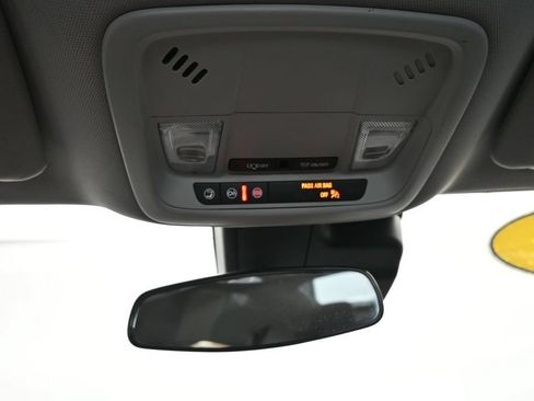Used 2025 Chevrolet Malibu LT FWD image 33