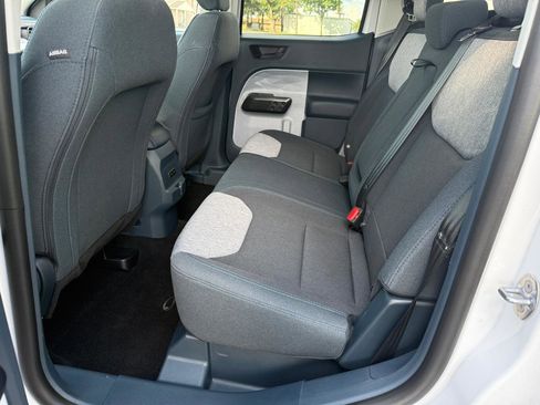 Used 2025 Ford Maverick XLT FWD image 16