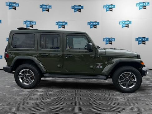 Used 2023 Jeep Wrangler Unlimited Sahara w/ Cold Weather Group AWD/4WD image 7